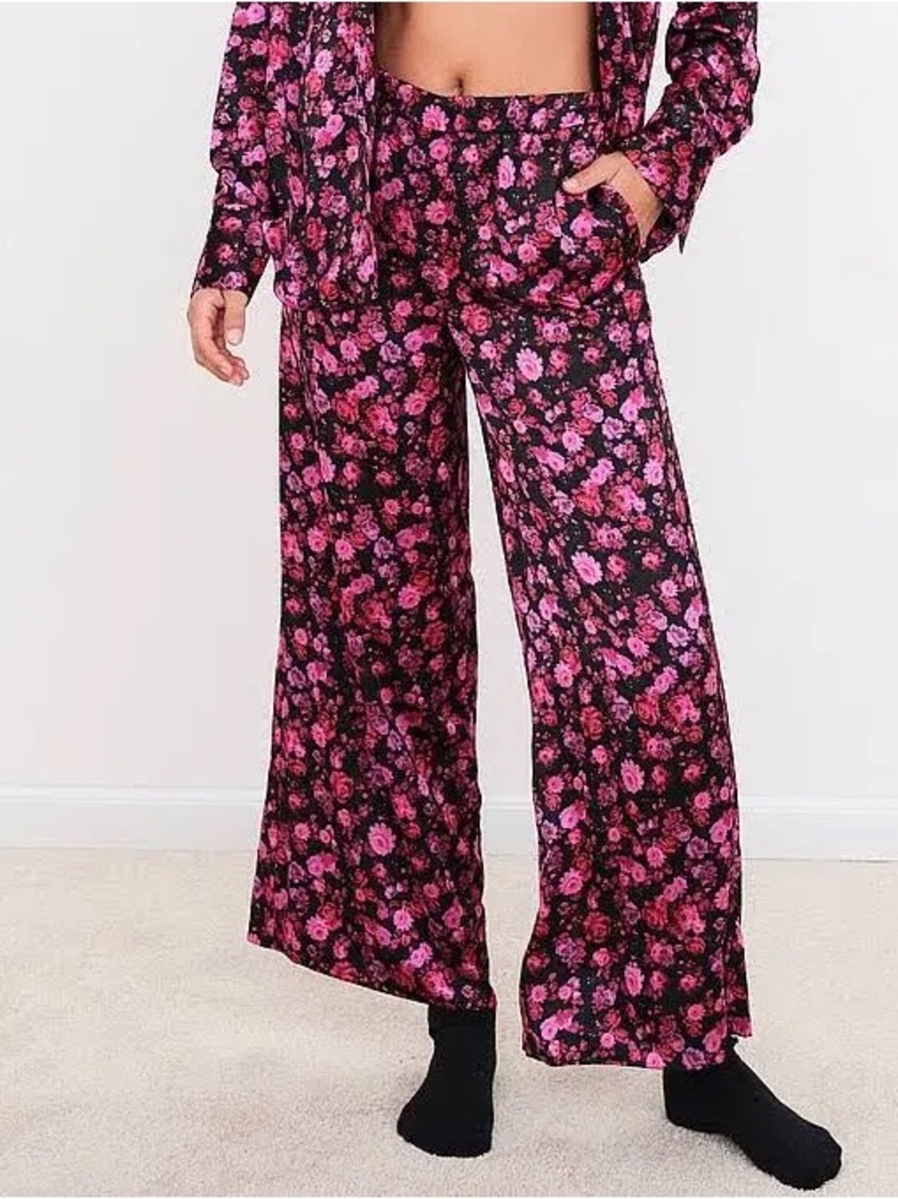 For Love & Lemons x Victoria's Secret Lola Long Sleeve and Pant Pajamas - Picture 5 of 16